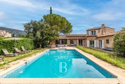 Maison à vendre à PEYMEINADE Est - 6 pièces - 155 m² 