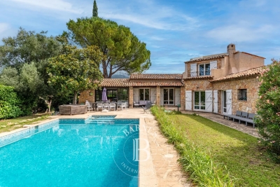 House for sale in PEYMEINADE  - 6 rooms - 155 m&sup2; 