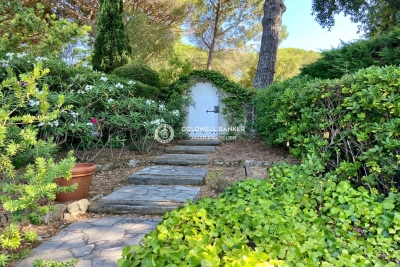 Maison à vendre à COGOLIN  - 4 pièces - 160 m² 