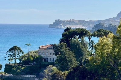 Appartement &agrave; vendre &agrave; ROQUEBRUNE-CAP-MARTIN  - 3 pi&egrave;ces - 65 m&sup2; 
