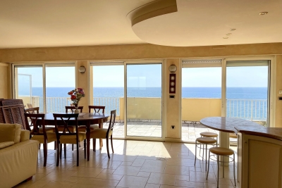 Appartement à vendre à MENTON La Californie - 4 pièces - 120 m² 