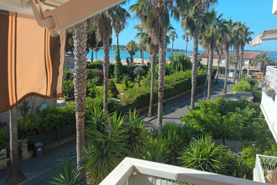 Appartement à louer à SIX-FOURS-LES-PLAGES Ecarts - 3 pièces - 67 m² 