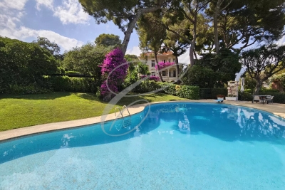 Apartment for sale in ROQUEBRUNE-CAP-MARTIN  - 3 rooms - 67 m&sup2; 