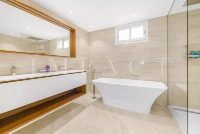 Appartement à Cannes &agrave; louer à partir de 29 000 € / semaine, Photo 12