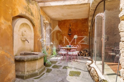 House to rent in BONNIEUX  - 5 rooms - 206 m² 