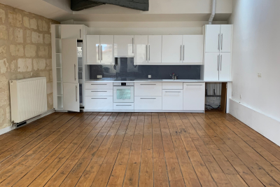 Appartement à louer à BORDEAUX E. Zola - 4 pièces - 101 m² 