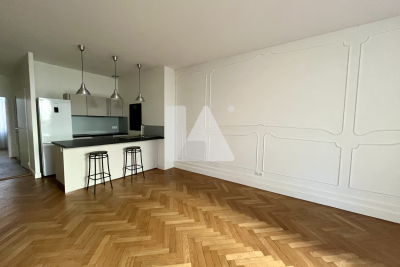Appartement &agrave; louer &agrave; BORDEAUX  - 3 pi&egrave;ces - 61 m&sup2; 