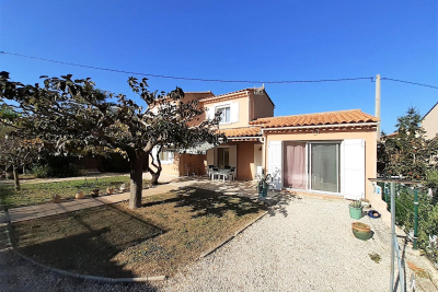 Maison &agrave; louer &agrave; SIX-FOURS-LES-PLAGES Le Brusc - 4 pi&egrave;ces - 90 m&sup2; 