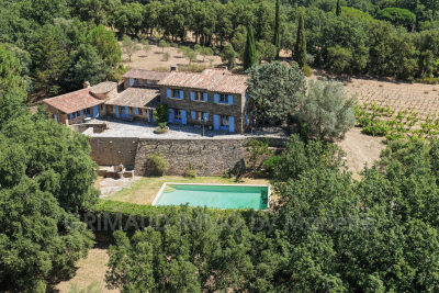 House for sale in LA GARDE-FREINET Valescure Est-Aiguebonne - 10 rooms - 280 m&sup2; 