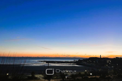 Maison à vendre à ST GEORGES DE DIDONNE Sud - 10 pièces - 200 m² 