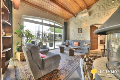 Maison à vendre à LORIGNAC Sud - 8 pièces - 350 m² 