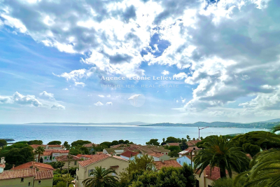 Maison &agrave; vendre &agrave; LES ISSAMBRES  - 5 pi&egrave;ces - 209 m&sup2; 