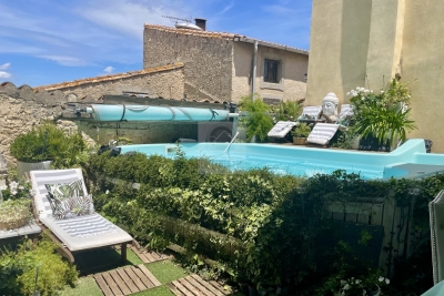 Maison &agrave; vendre &agrave; CORNEILHAN  - 8 pi&egrave;ces - 258 m&sup2; 