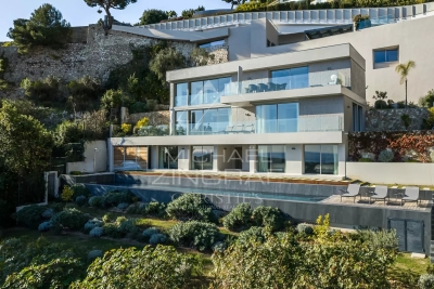 Villa à Villefranche-sur-Mer &agrave; louer à partir de 16 000 € / semaine, Photo 1