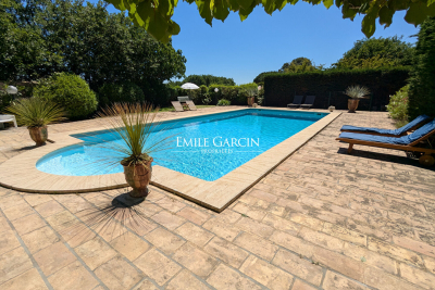 Maison &agrave; vendre &agrave; AVIGNON  - 10 pi&egrave;ces - 210 m&sup2; 