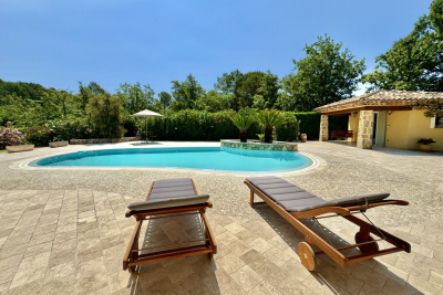 Maison &agrave; vendre &agrave; FAYENCE  - 6 pi&egrave;ces - 220 m&sup2; 