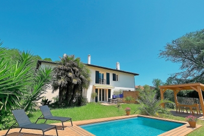 Maison &agrave; vendre &agrave; GUETHARY  - 11 pi&egrave;ces - 220 m&sup2; 