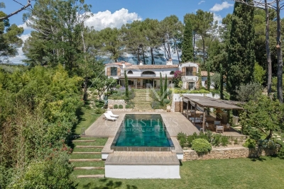Maison à vendre à MOUGINS Les Colles-Camp Lauvas-Font de l'Orme - 8 pièces - 400 m² 