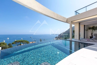 House to rent in EZE Centre - 6 rooms - 365 m² 