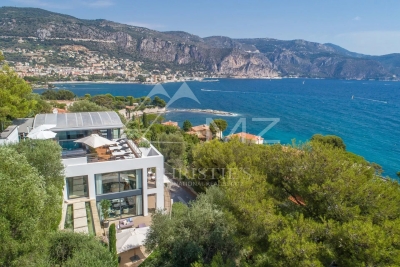 House to rent in ST-JEAN-CAP-FERRAT Arenas-Aeroport - 6 rooms - 1250 m² 