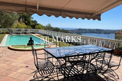 Maison &agrave; louer &agrave; VILLEFRANCHE-SUR-MER  - 7 pi&egrave;ces - 150 m&sup2; 