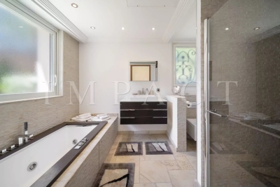 Villa à Mougins &agrave; louer à partir de 18 000 € / semaine, Photo 15