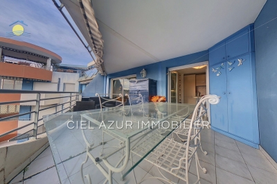 Appartement &agrave; louer &agrave; JUAN-LES-PINS  - 2 pi&egrave;ces - 37 m&sup2; 