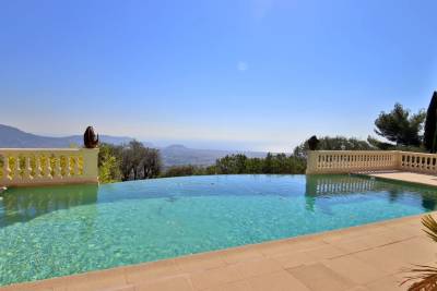 Maison à vendre à NICE Tnl-Beaumont - 7 pièces - 311 m² 