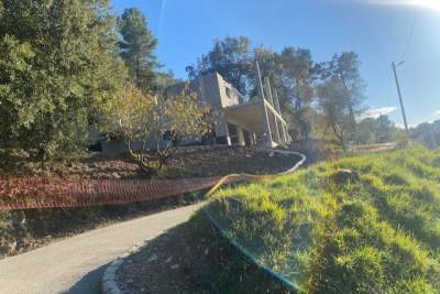 Maison &agrave; vendre &agrave; immobilier LA ROQUETTE-SUR-VAR  - 5 pi&egrave;ces - 130 m&sup2; 