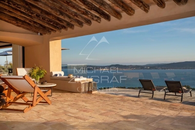 Maison à louer à GRIMAUD   - 660 m² 