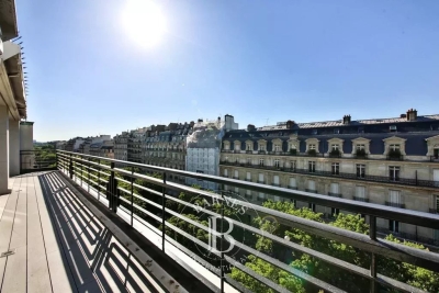 Appartement à vendre à PARIS 8EME Parc de Montsouris 6 - 3 pièces - 118 m² 