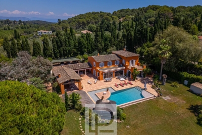 Maison &agrave; vendre &agrave; MOUGINS Valmasque-Notre Dame de Vie - 10 pi&egrave;ces - 561 m&sup2; 