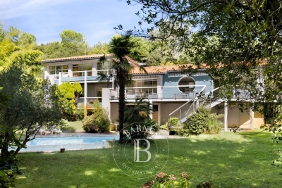 Maison à vendre à SEIGNOSSE Sablar-Rive Droite - 6 pièces - 220 m² 