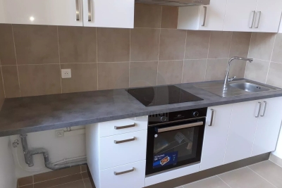 Appartement &agrave; louer &agrave; MENTON  - 4 pi&egrave;ces - 77 m&sup2; 