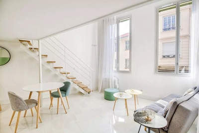 Appartement à louer à VILLEFRANCHE-SUR-MER Ouest - 1 pièces - 32 m² 