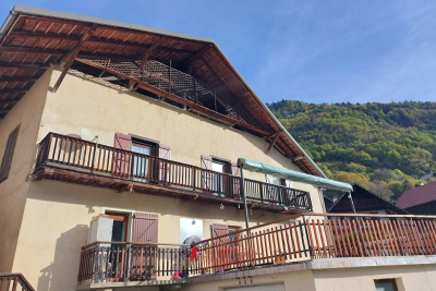 Maison à vendre à QUEIGE  - 10 pièces - 257 m² 