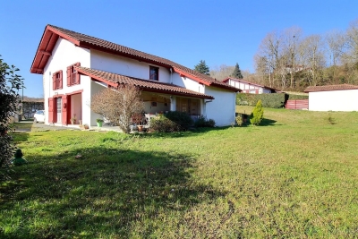 Maison à vendre à BRISCOUS  - 5 pièces - 167 m² 
