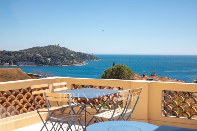 House to rent in VILLEFRANCHE-SUR-MER Centre - 4 rooms - 150 m² 