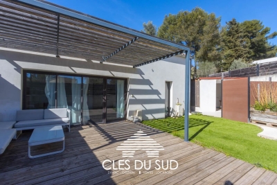 Maison &agrave; louer &agrave; LA VALETTE-DU-VAR  - 2 pi&egrave;ces - 50 m&sup2; 