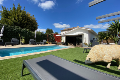 Maison à vendre à MÉRIGNAC Saint-Bruno-Saint-Victor 1 - 7 pièces - 184 m² 