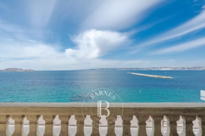 Maison à vendre à MARSEILLE 7EME Saint-Loup-Fardeloup - 6 pièces - 293 m² 