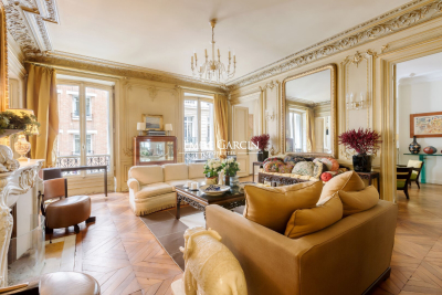 Appartement &agrave; vendre &agrave; Paris 8Eme  - 4 pi&egrave;ces 161 m&sup2; 