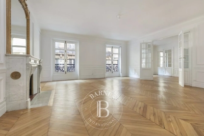 Appartement à vendre à PARIS 17EME Seine et Berges 2 - 6 pièces - 191 m² 