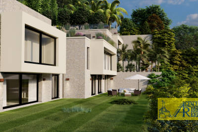 Maison à vendre à ANTIBES Lagare - 7 pièces - 279 m² 