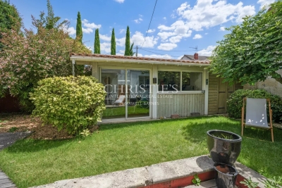 Maison à vendre à BORDEAUX Saint-Seurin-Fondaudege - 6 pièces - 193 m² 