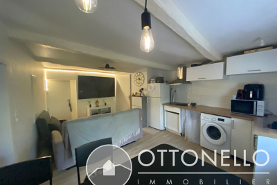 Appartement à louer à ROQUEBRUNE-SUR-ARGENS  - 2 pièces - 37 m² 