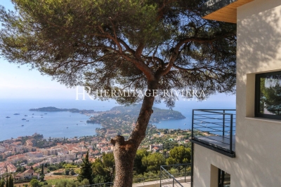 Maison &agrave; louer &agrave; VILLEFRANCHE-SUR-MER Beuil - 5 pi&egrave;ces - 200 m&sup2; 