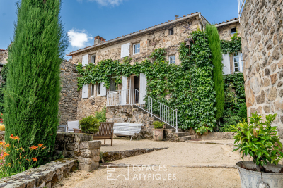 Maison à vendre à PEAUGRES  - 12 pièces - 472 m² 