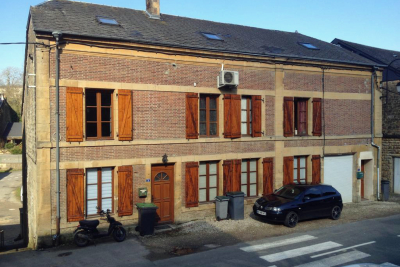 Bien à vendre à HOULDIZY  - 14 pièces - 305 m² 