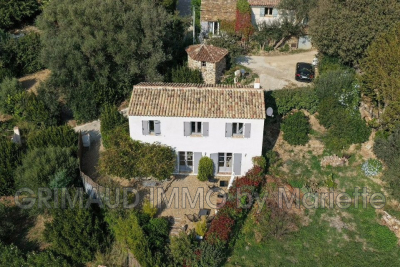 Maison &agrave; vendre &agrave; GRIMAUD  - 5 pi&egrave;ces - 132 m&sup2; 